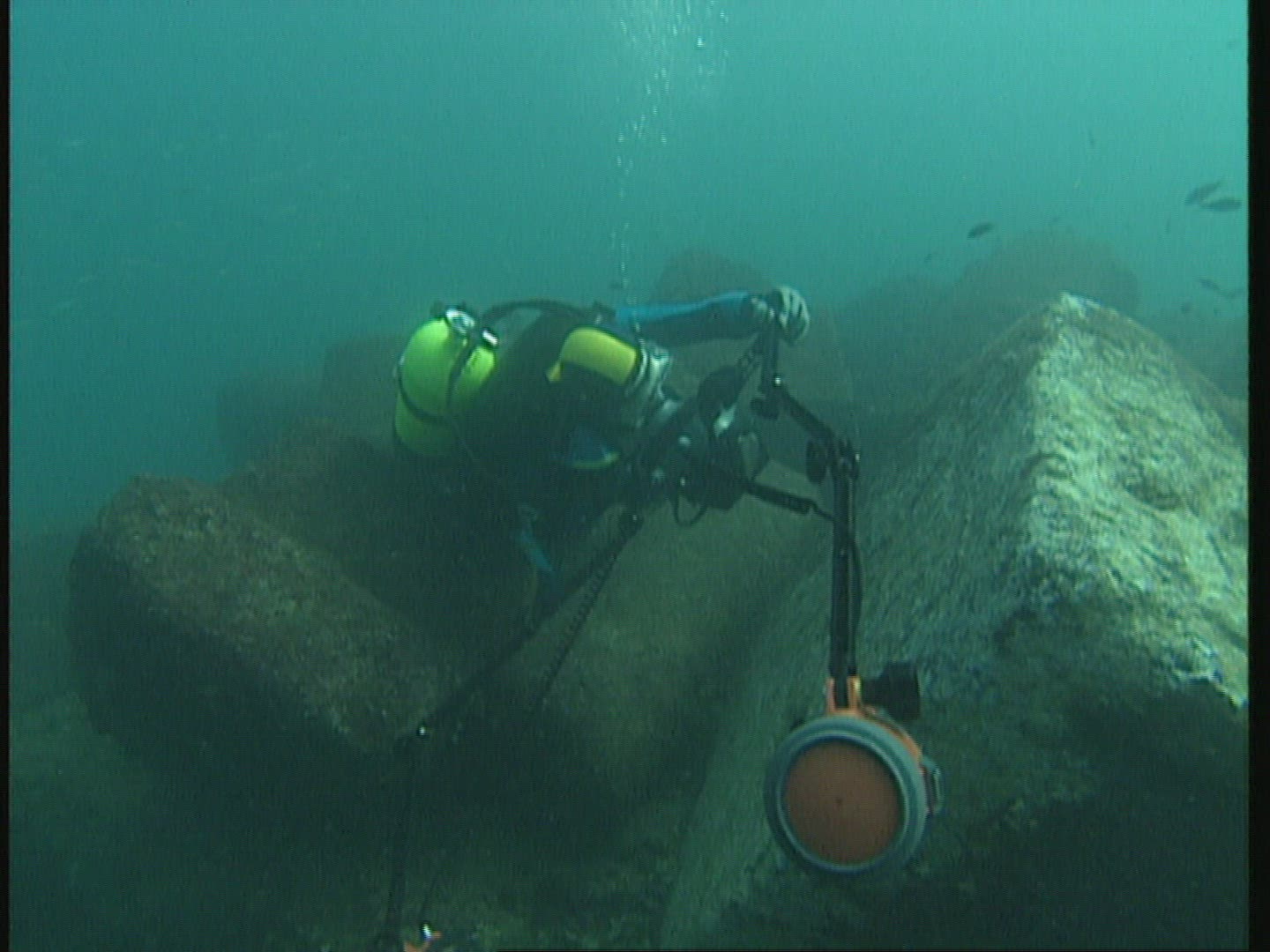 356011925 / Underwater Archaeology / Sea / Lower Egypt