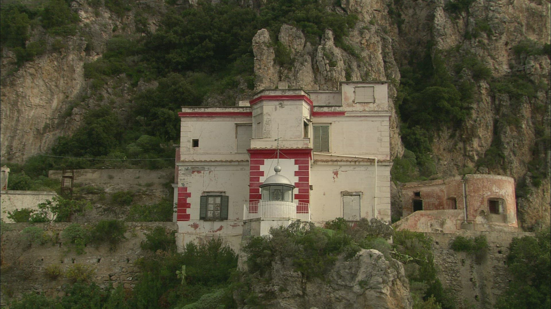 759654629 / Building / Steep Coast / Italy