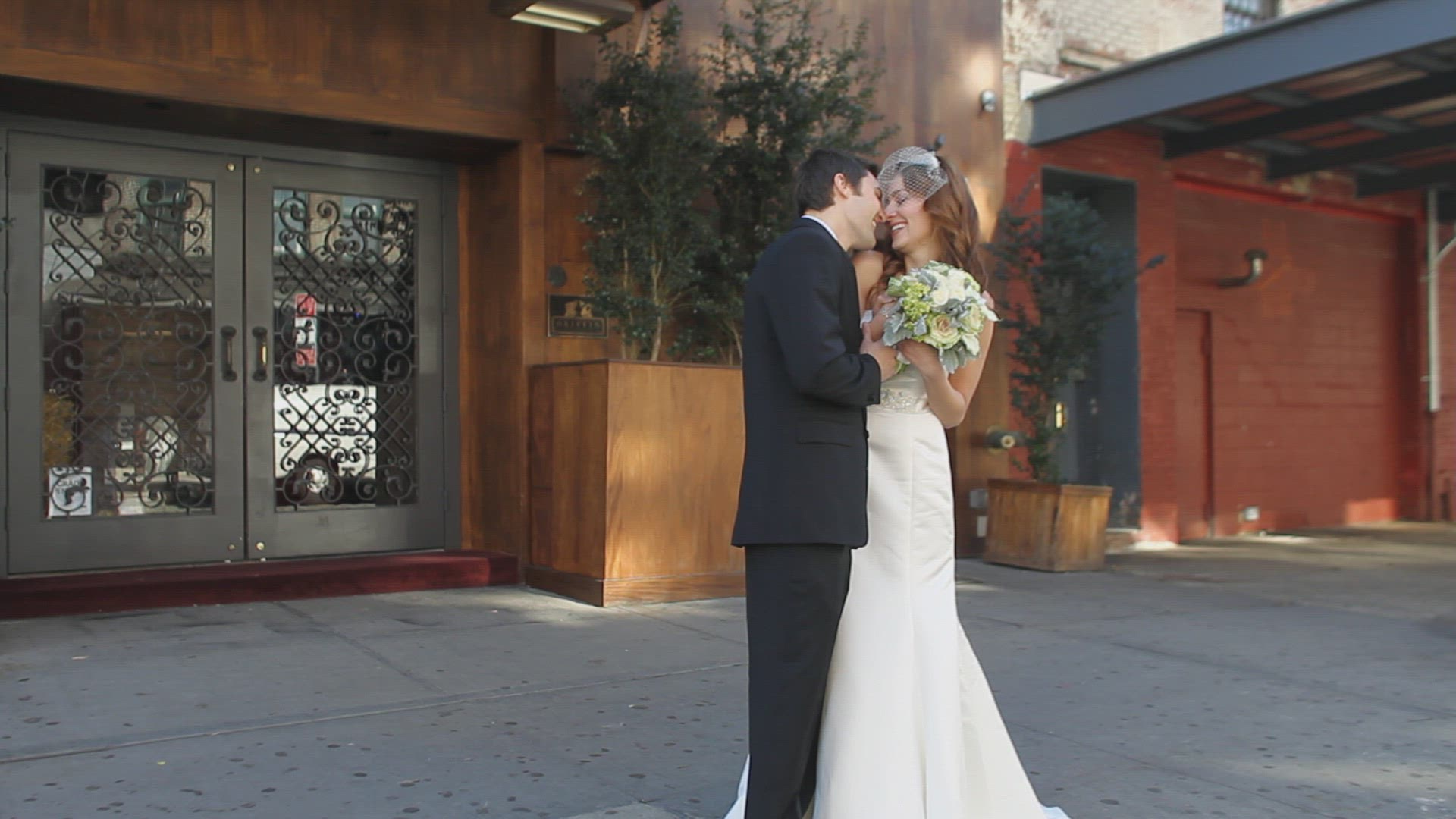 201392314 / Bridal Couple / City / New York City