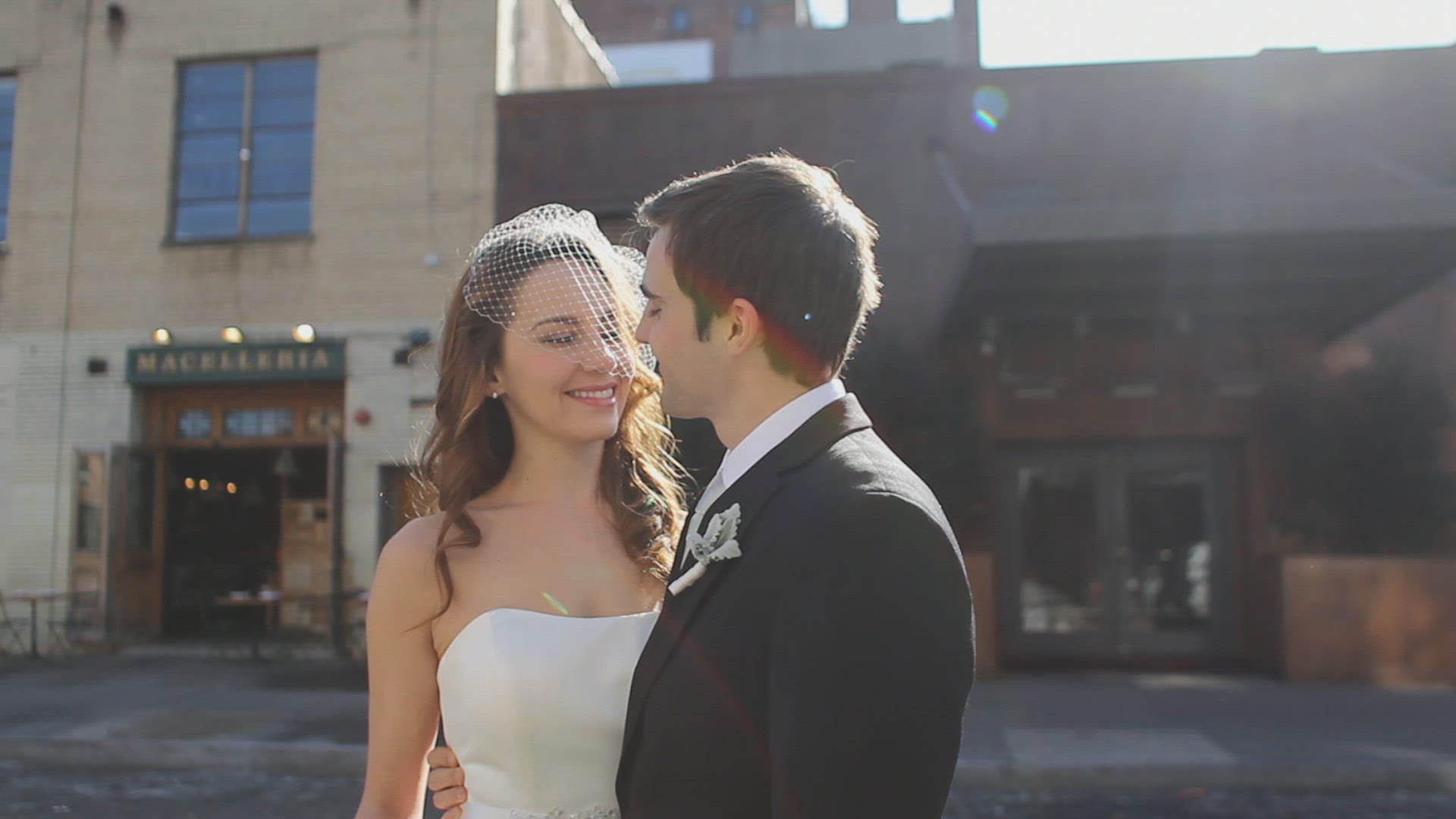 141531984 / Bridal Couple / Portrait / New York City