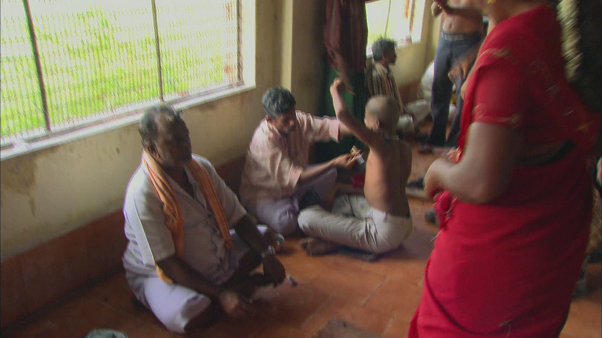 663679573 / Oblation / Palani Murugan Temple / India