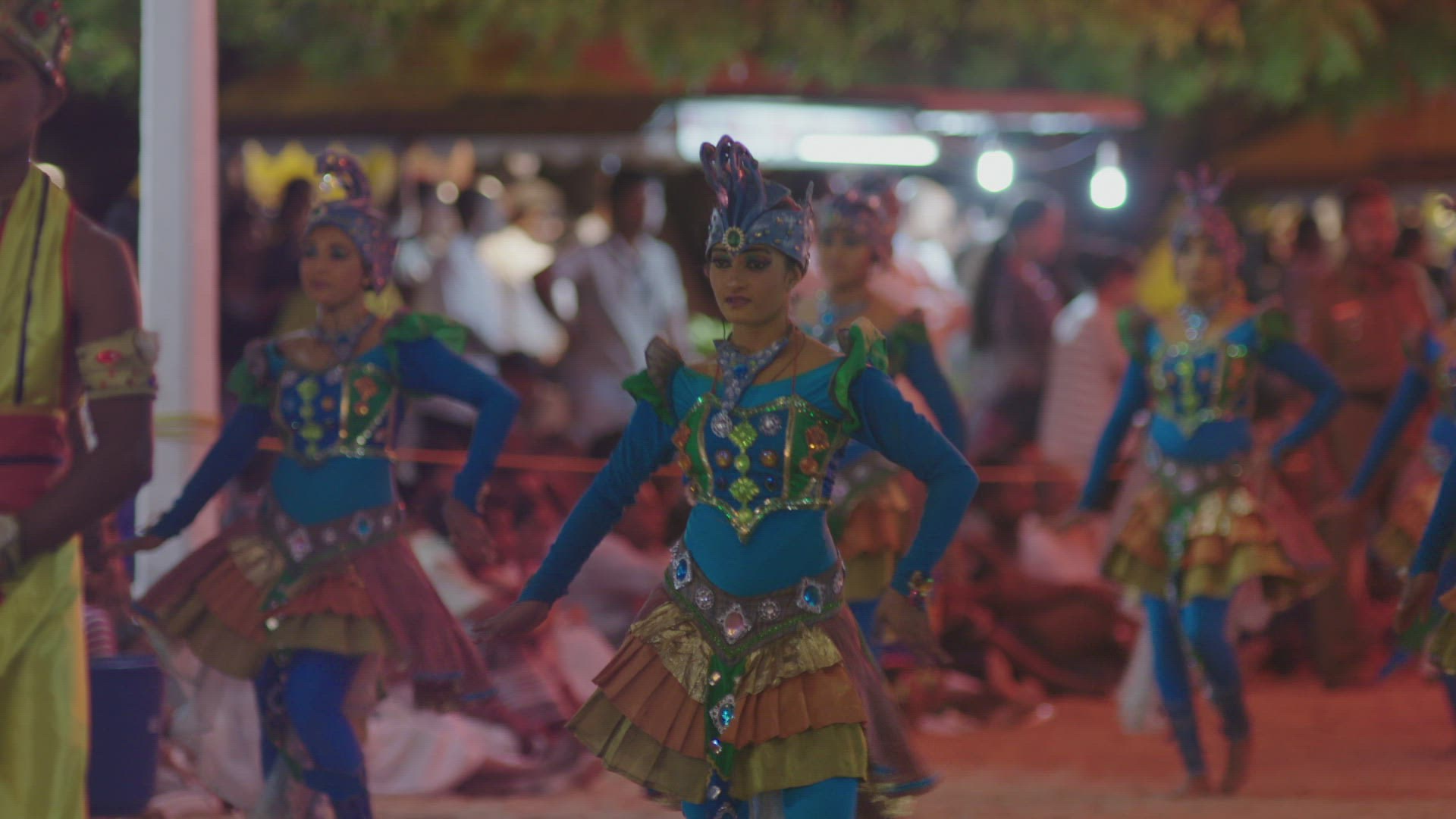 330993771 / People / Festival / Sri Lanka
