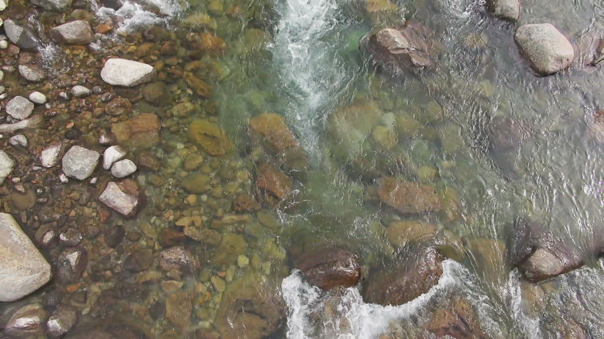 981252942 / Baffin Island / Pond Inlet / Nunavut