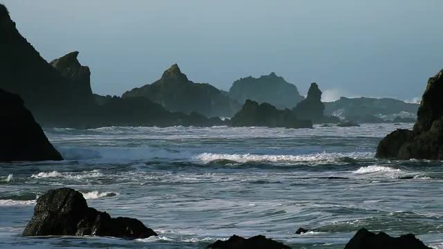coastline_waves.mov