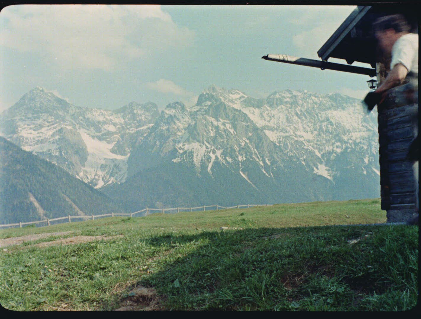 476958980 / Heimatfilm / Die fröhliche Wallfahrt / Alpine Hut / 1956