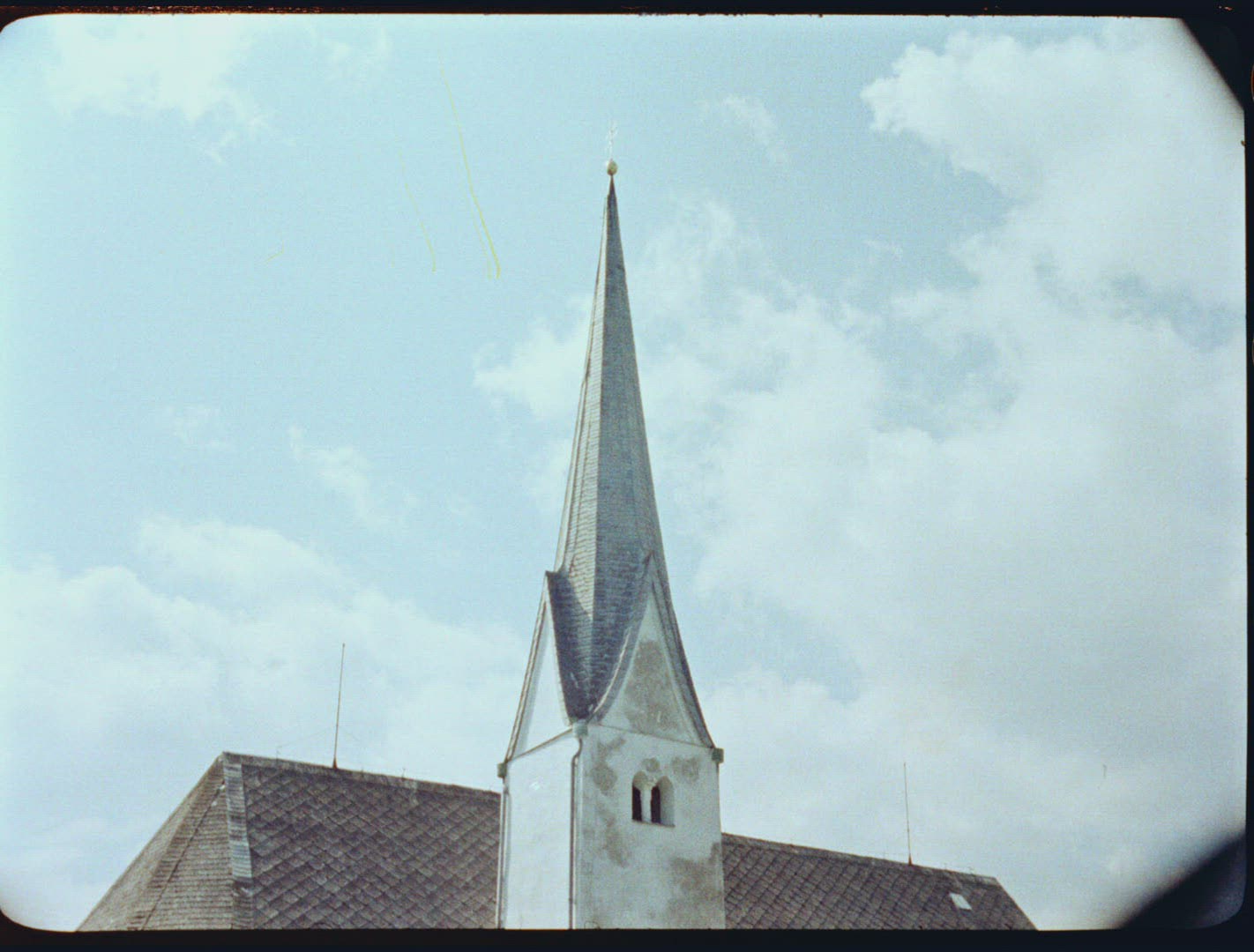 472905902 / Heimatfilm / Die fröhliche Wallfahrt / Pilgrimage Site / 1956