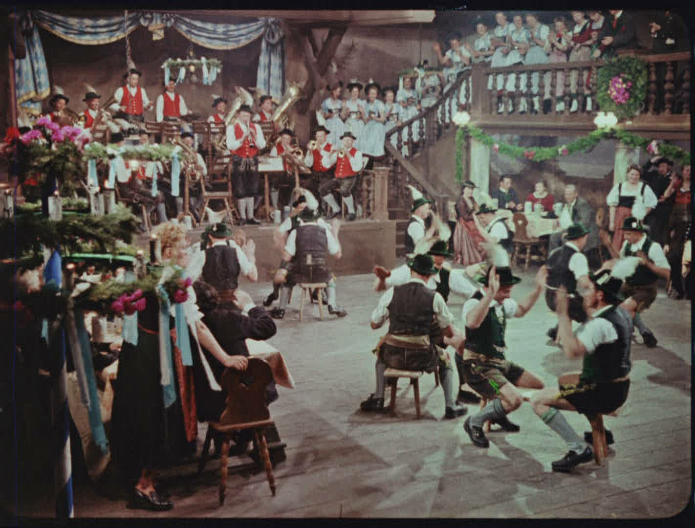 838560695 / Heimatfilm / Die fröhliche Wallfahrt / Restaurant / 1956