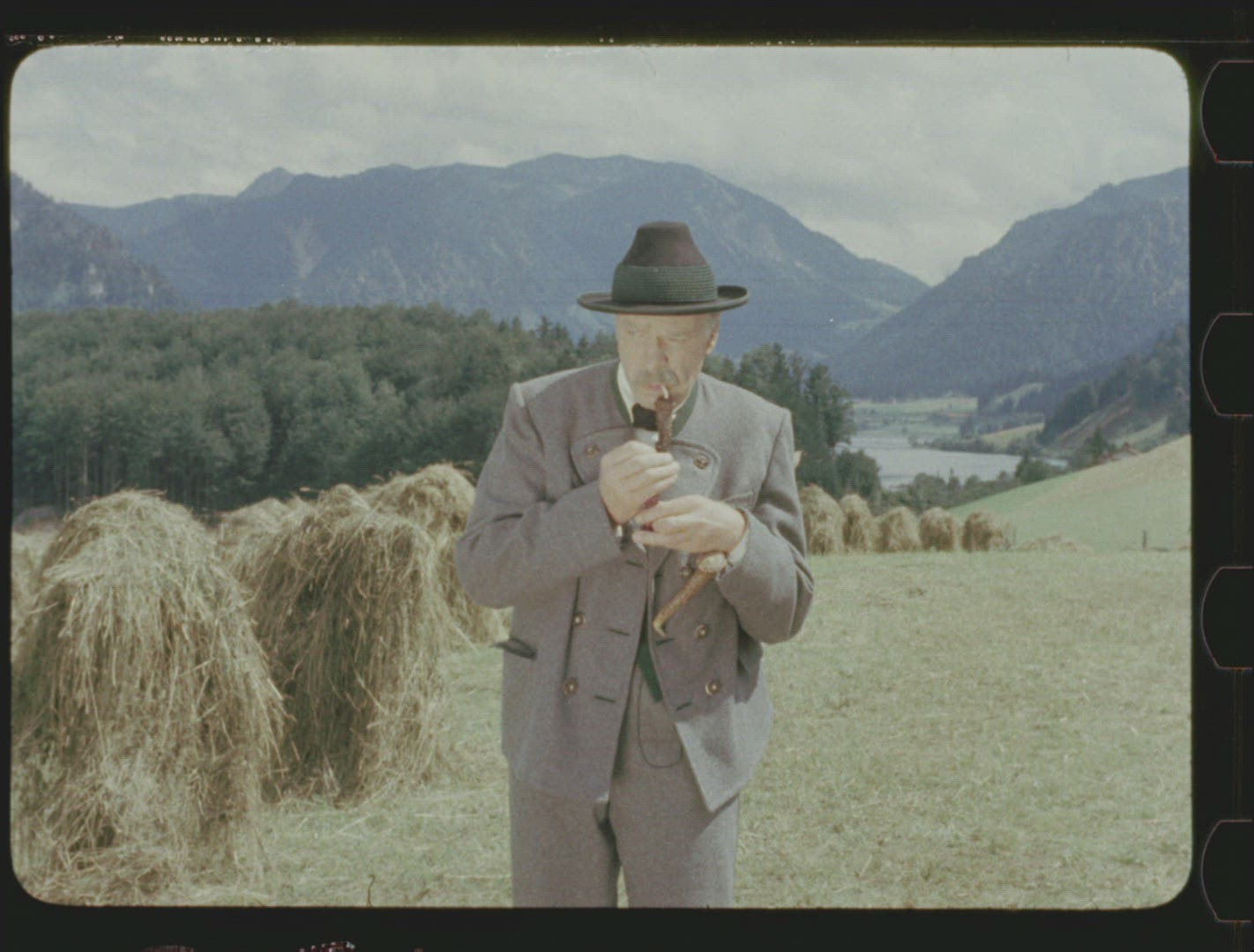 218639438 / Heimatfilm / Das sündige Dorf / 1954