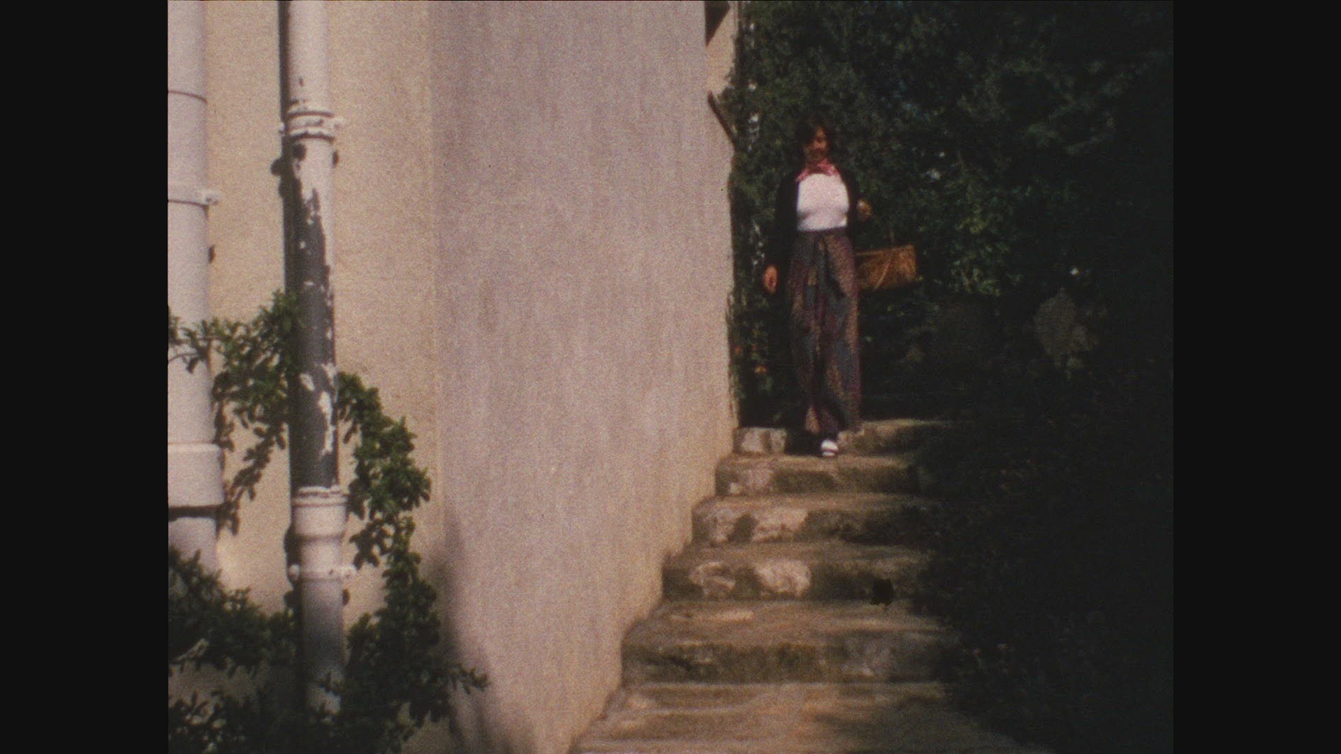 187173232 / Woman / Home Movies / 1970 - 1975