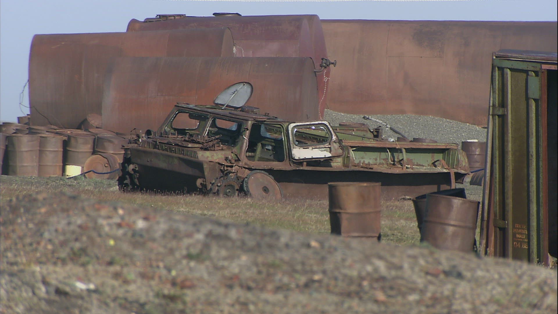 181533525 / Junk Yard / Wrangel Island