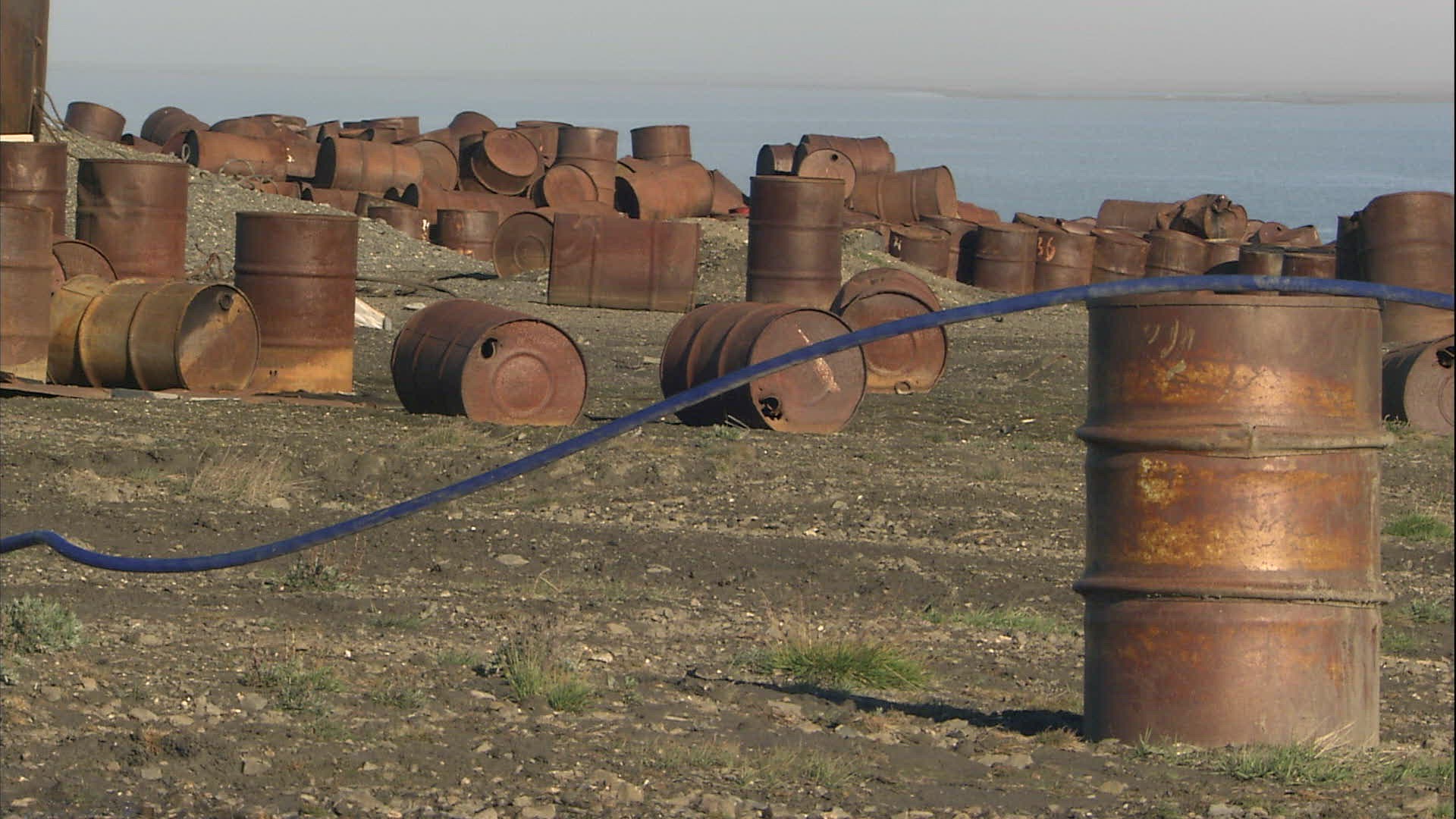 178374267 / Junk Yard / Wrangel Island