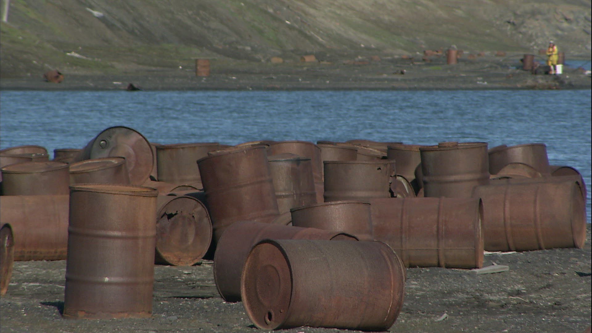 901606489 / Junk Yard / Wrangel Island