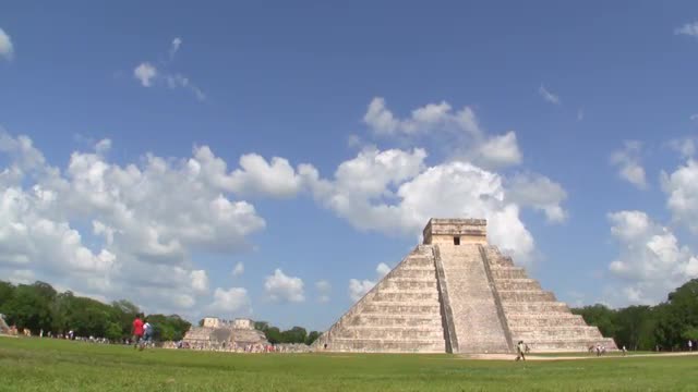Mayan Ruin of Chichen Itza Time Lapse