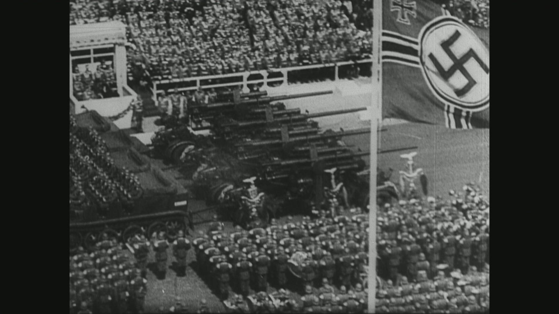 842053397 / Parade / Wehrmacht / Berlin / 1930 - 1940