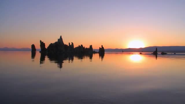 Mono Lake Sunrise Reflection Time Lapse