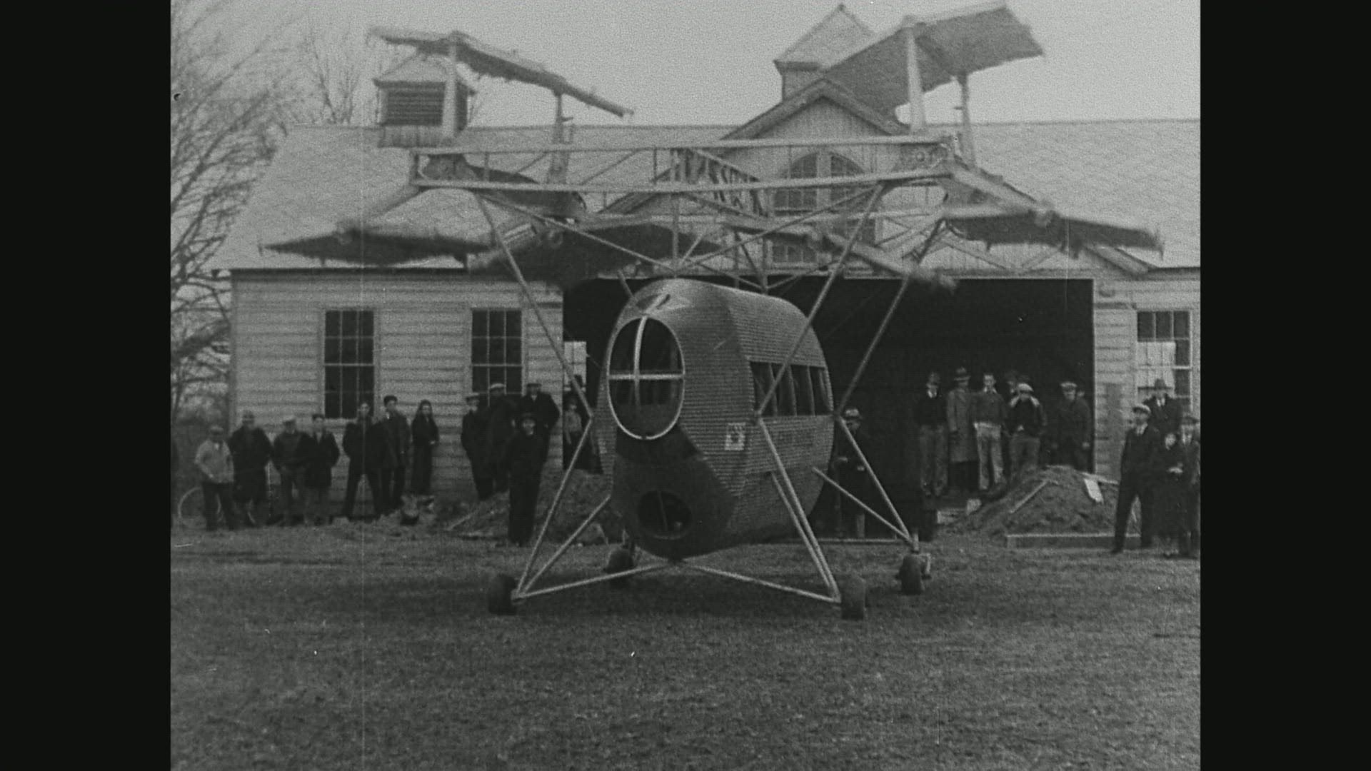 933560389 / Flying Windmill / Flying Machine / USA / 1933