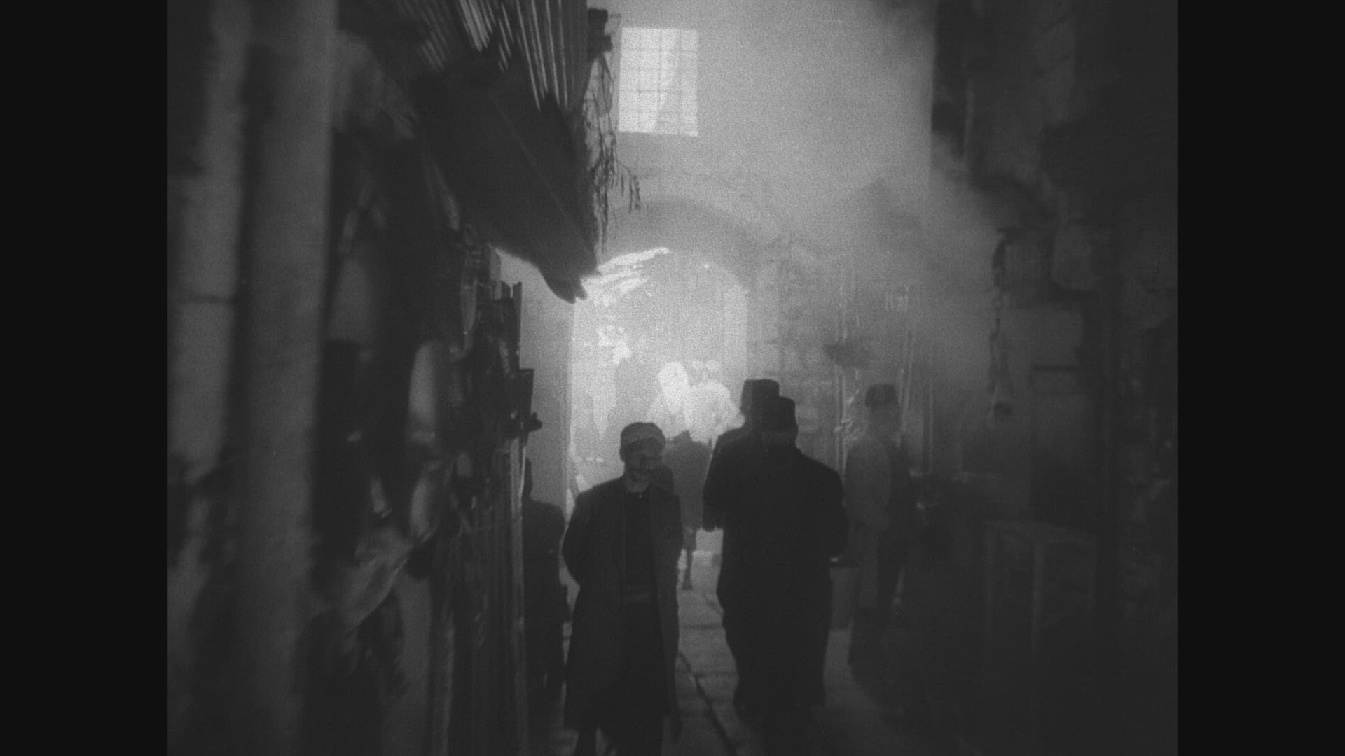 571301840 / People / Street Scene / Jerusalem / 1938