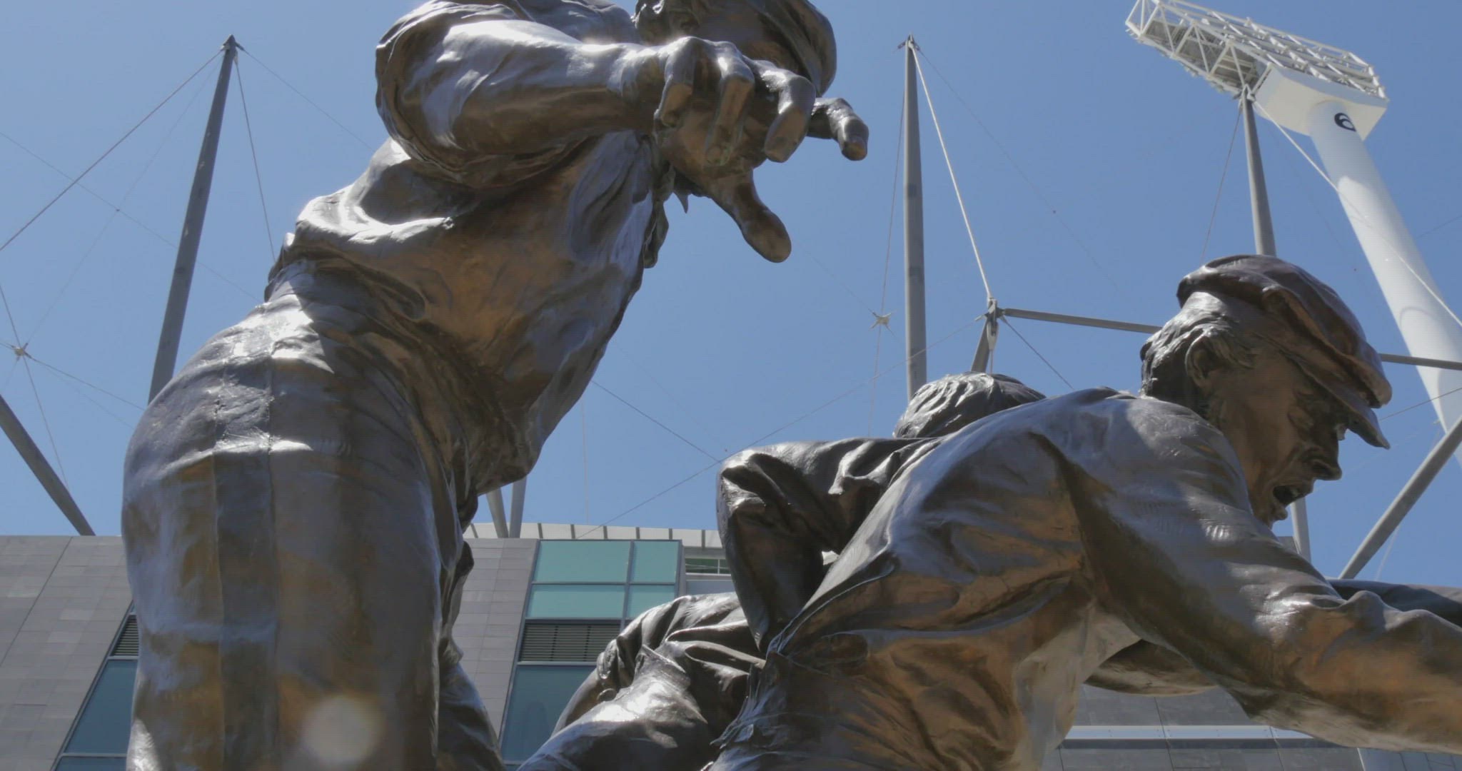 975074855 / Melbourne Cricket Ground / Statue / Melbourne