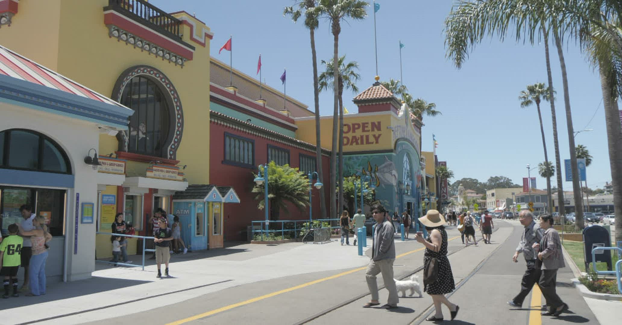 440184140 / Child / Walking / California