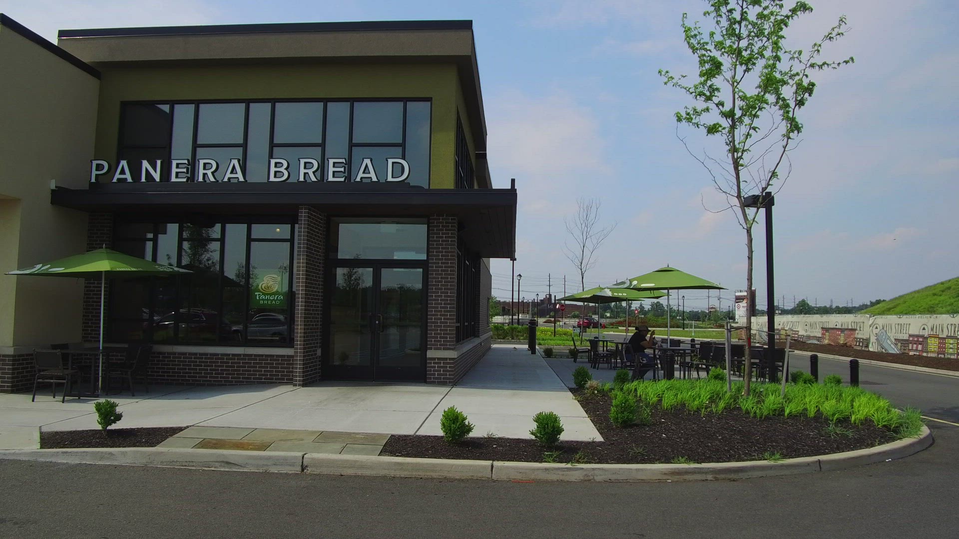 Panera Bread - Pan Left