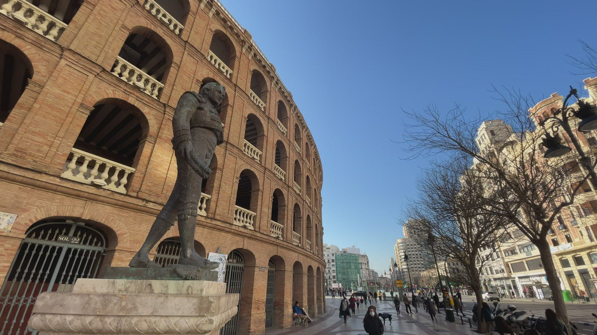 Plaza de Toros de Valencia with statue of Toreador Manolo Montoliu