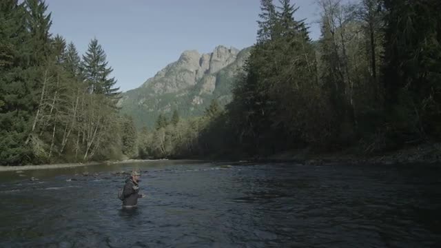 Fly Fishing Casting Paralax Slow Motion