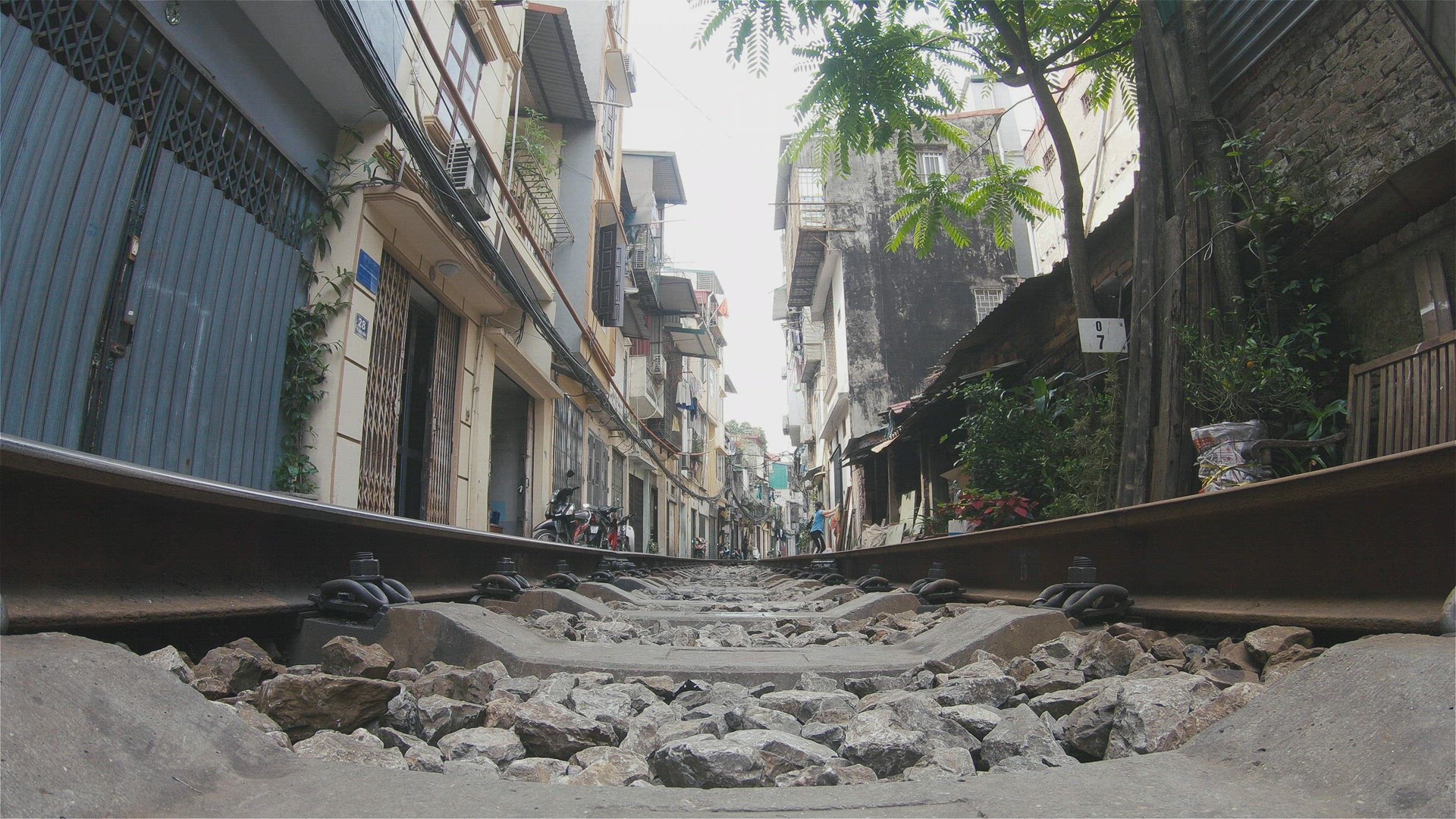 Hanoi, Vietnam, Real-time video - Super wide angle view under the train