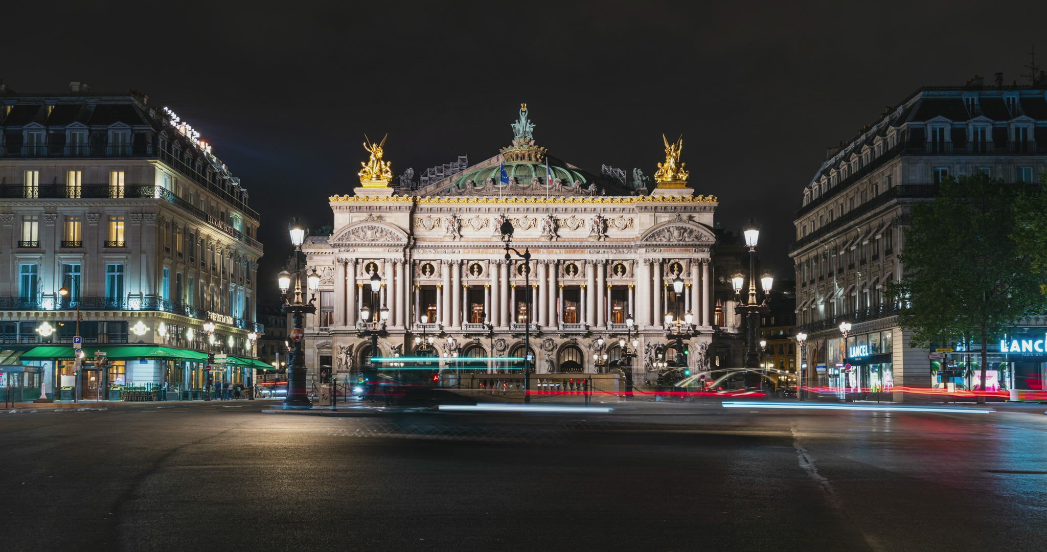 Night Time Lapse of Paris Opera house in France
