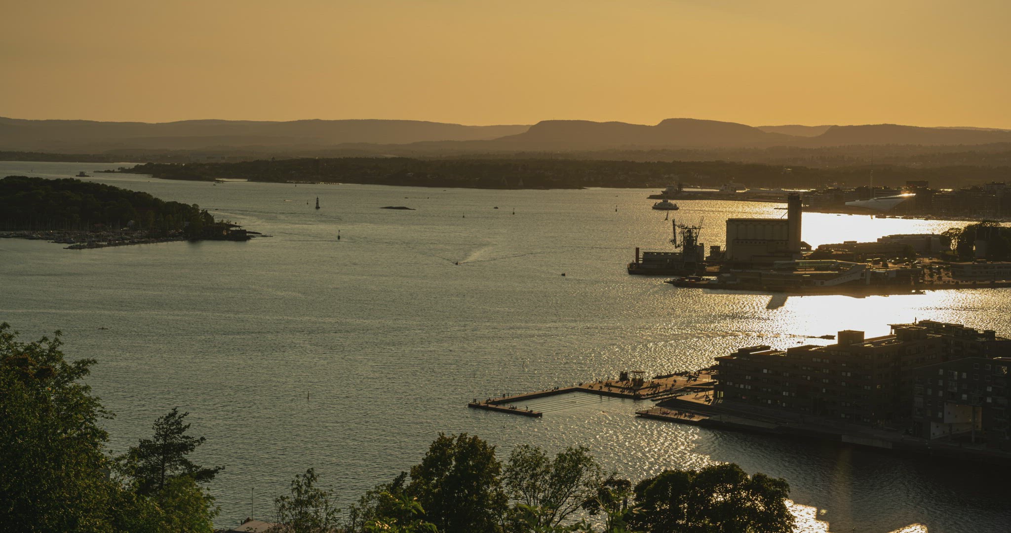 Timelapse of boats in Oslo Fjord