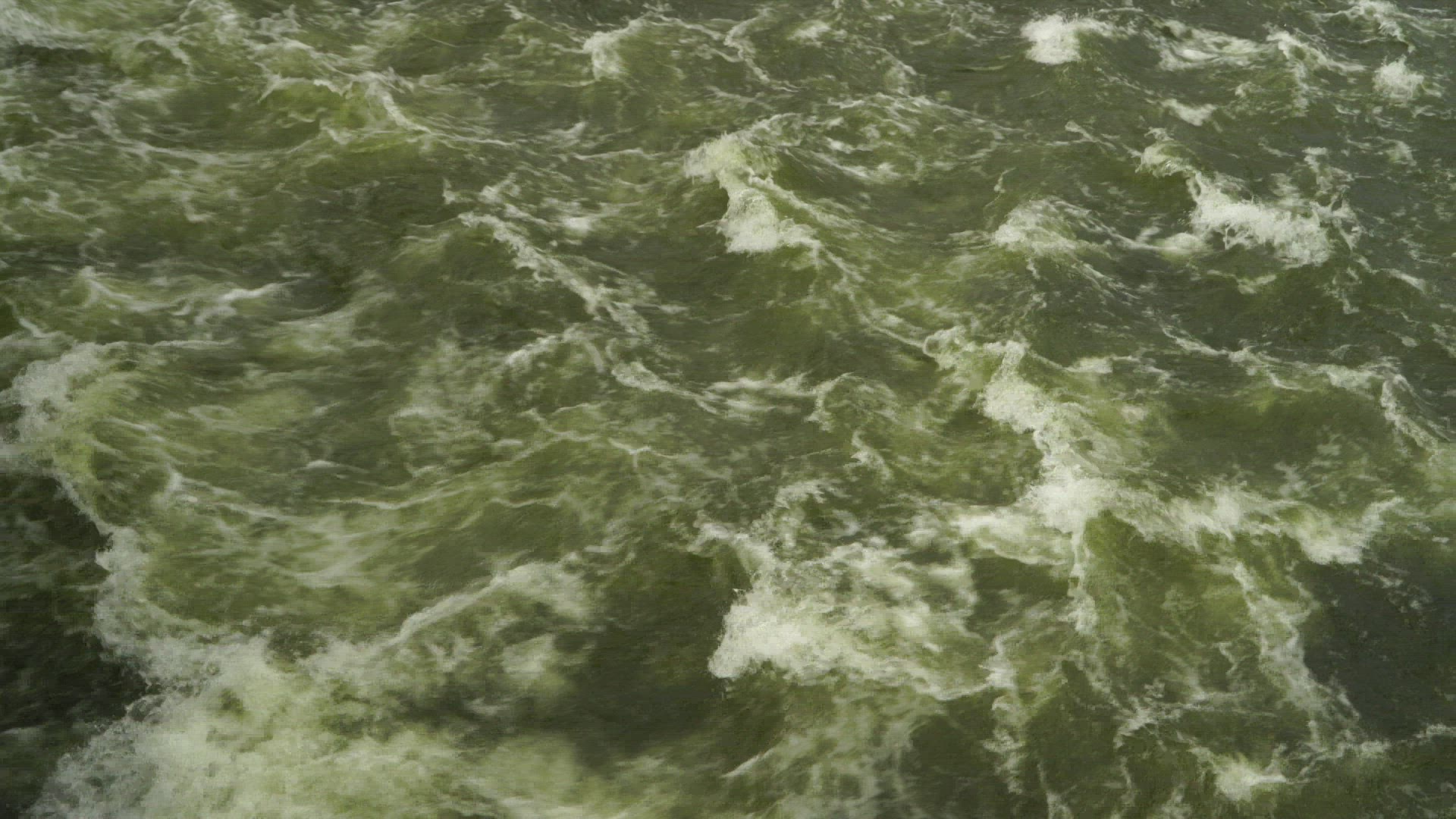 streaming water and waves 