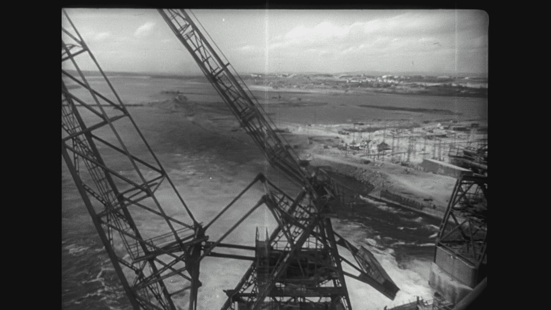 Hydroelectric power plant and oil pipeline in the Soviet Union