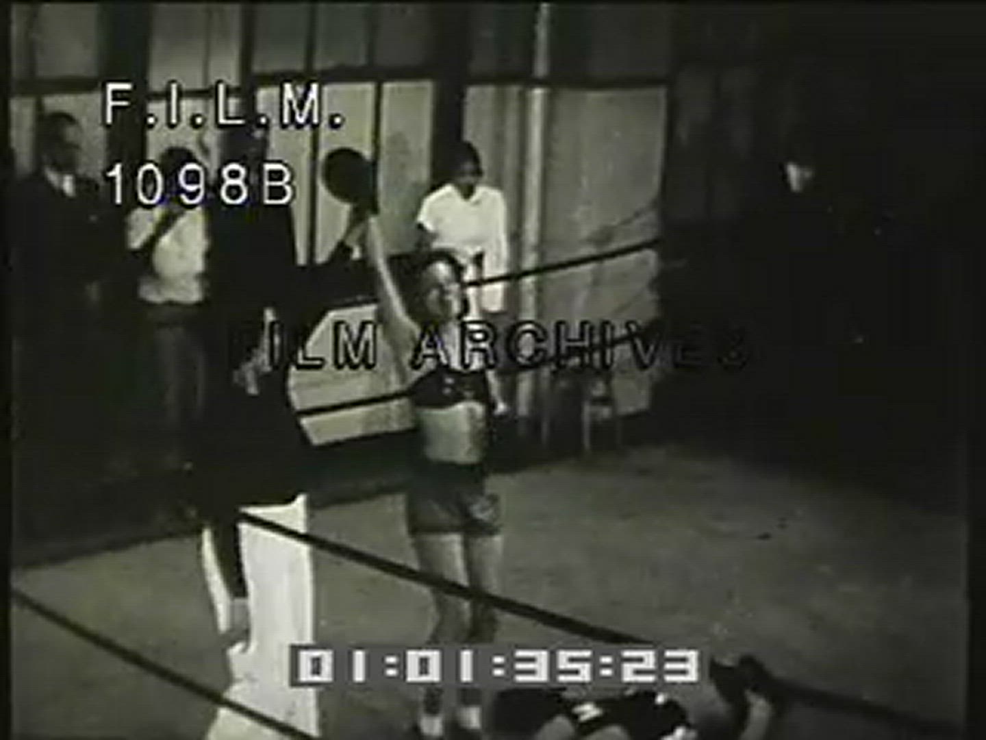 WOMEN BOXING 1930s