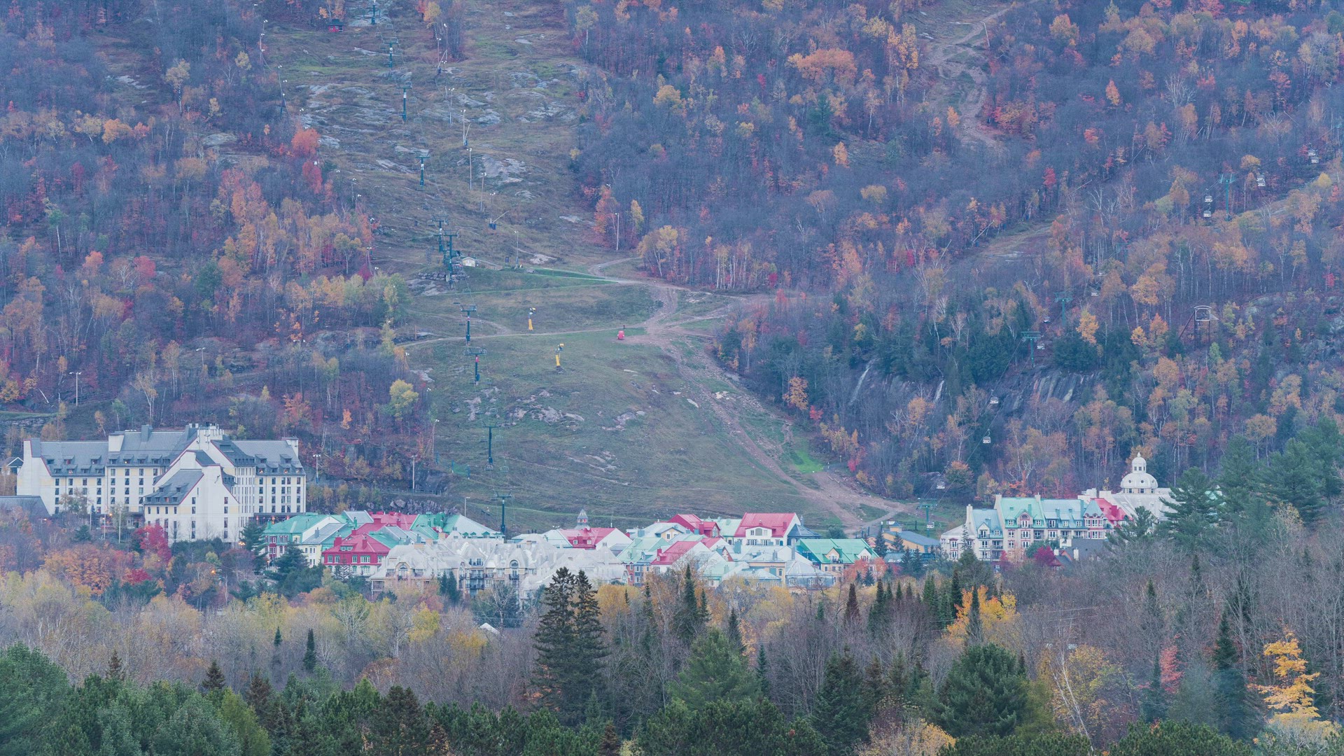 Mont-Tremblant, Canada, Timelapse - The iconic Mont-Tremblant Ski Resort station from day to night