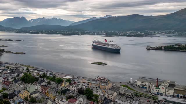 Queen Mary II in Ålesund, Norway