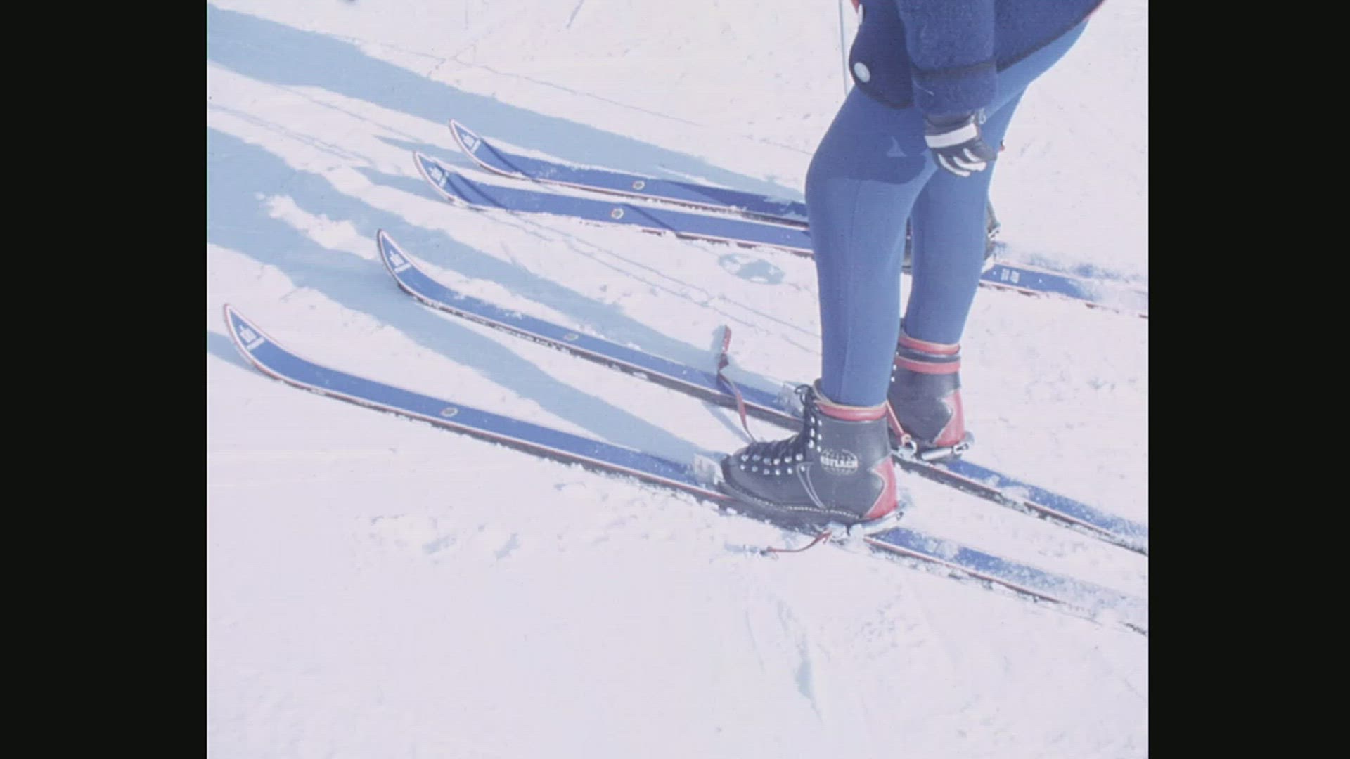 skis and ski boots - 1960´s - homevideo 