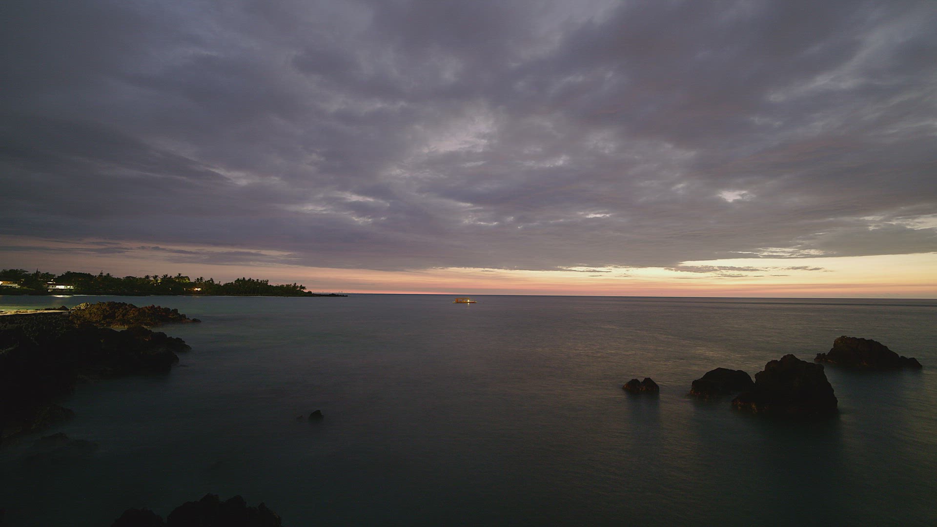 Big Island Hawaii Manini Beach Day to Night Timelapse - 8k