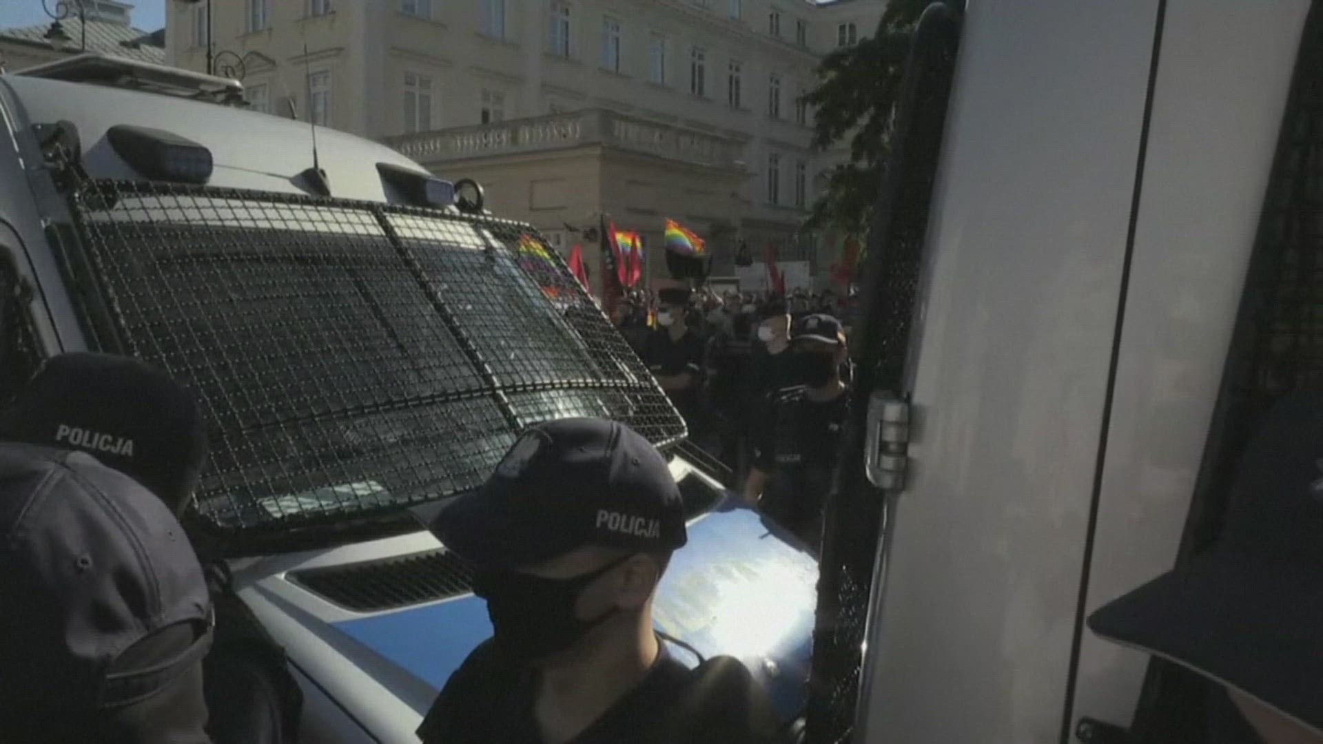Polish nationalists protest against 'LGBT ideology'