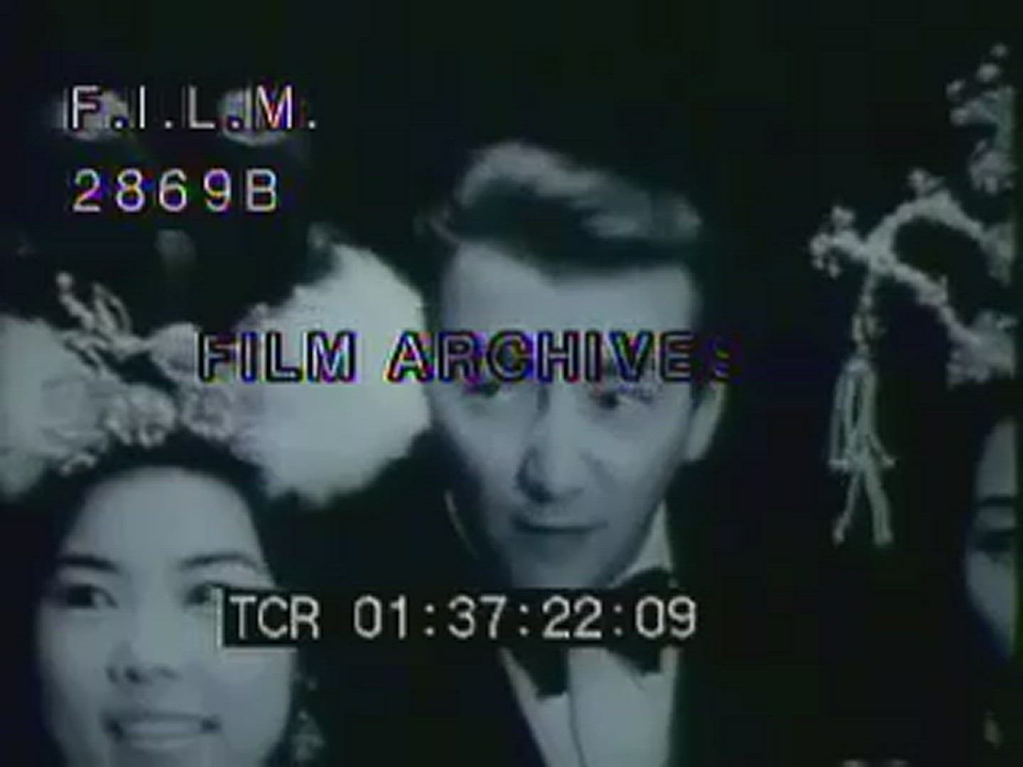 VINTAGE B&amp;W MOVIE PREMIERES 1950s - 1960s