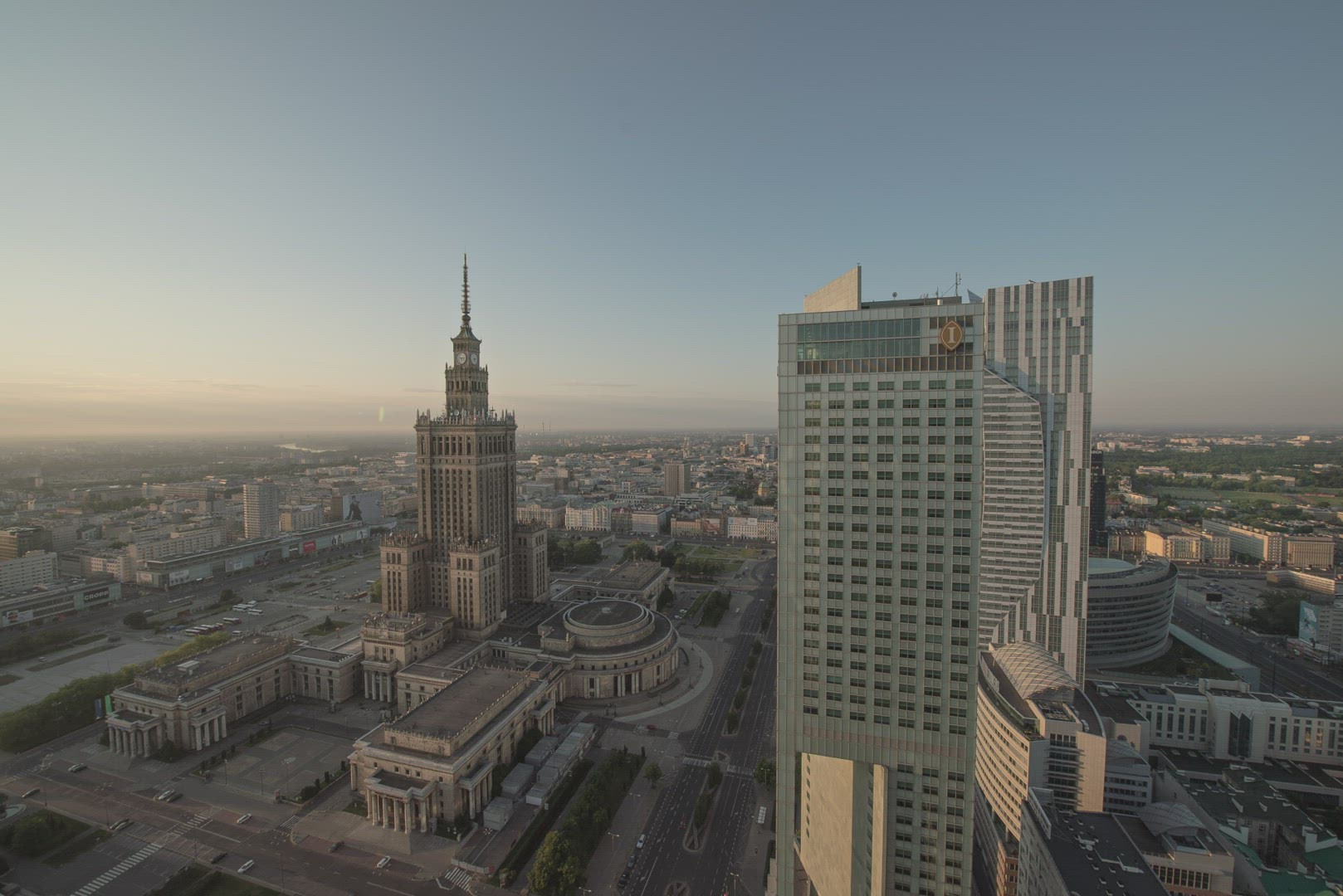 5K Warsaw Cityscape Night to Day Timelapse