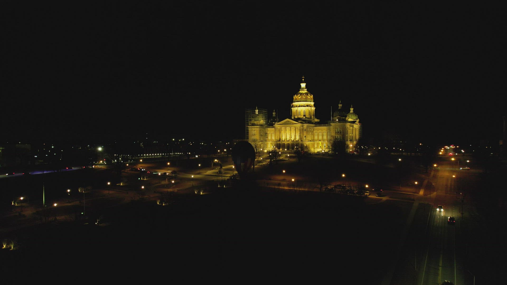 2023 Hot Air Balloon Hunt in Downtown DSM