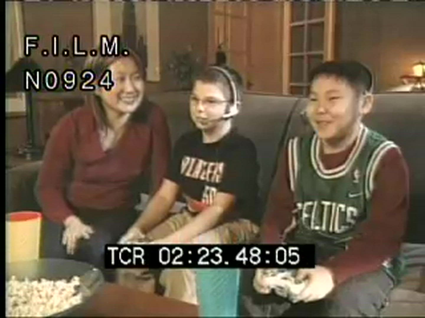 PLAYSTATION VIDEO GAMES 1990s - 2000s