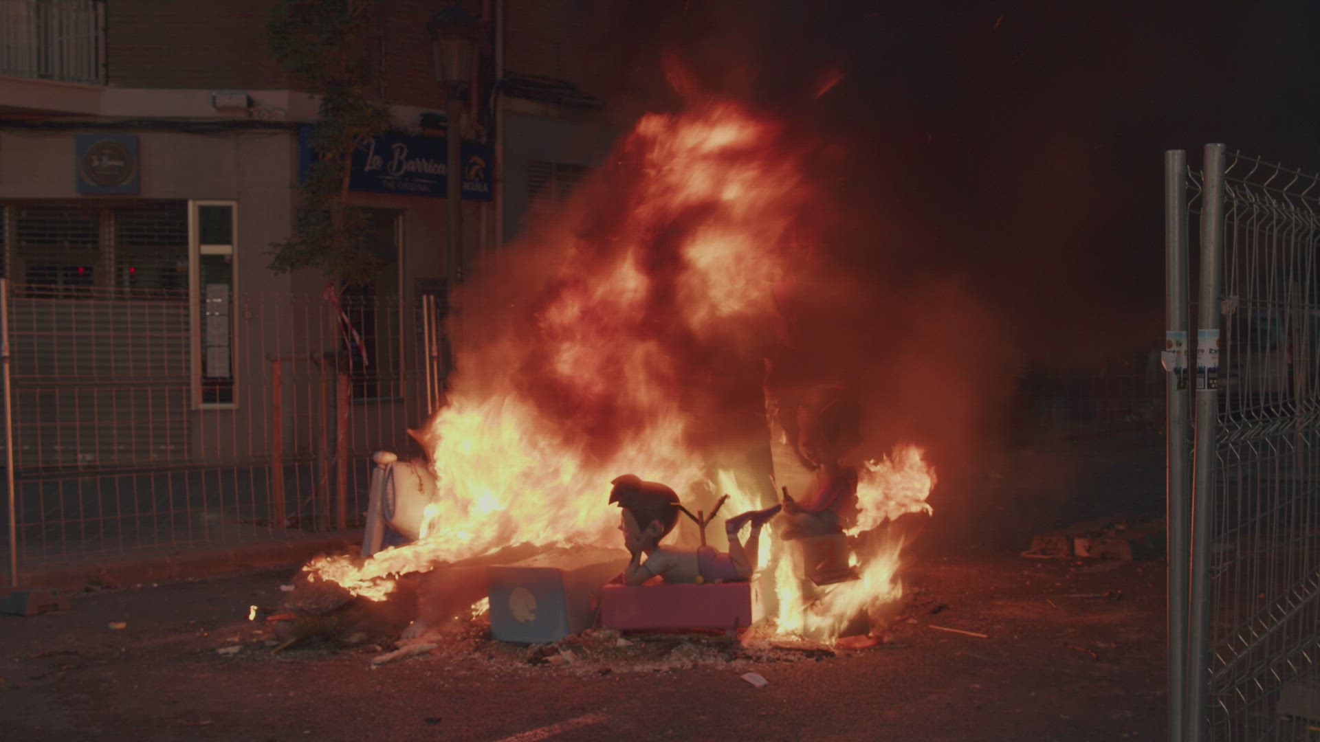 Big bonfire to burn the installation on Las Fallas festival in Valencia