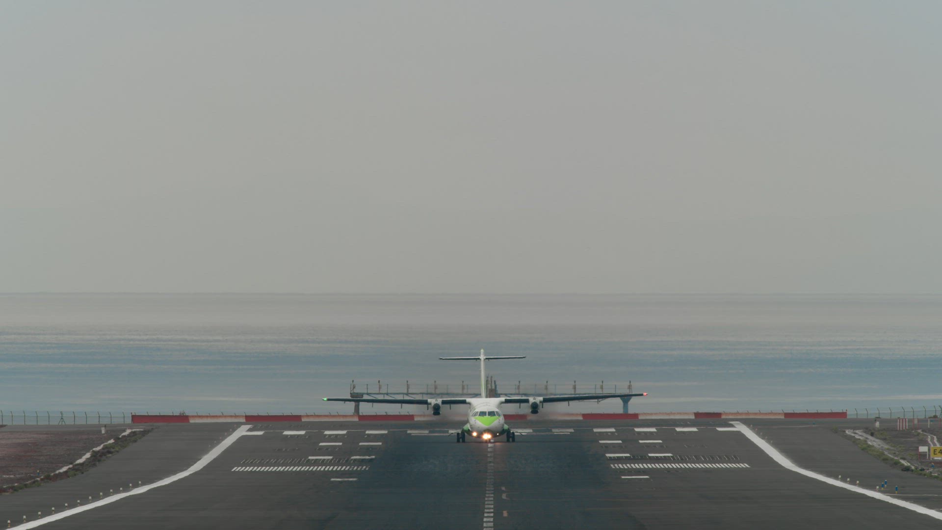 Plane ascending after take off Plane ascending after take off