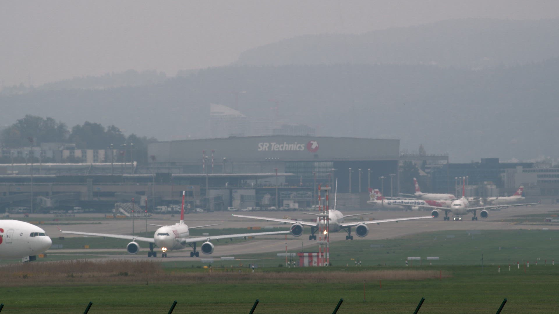 Airplanes of Swiss airlines taxiing