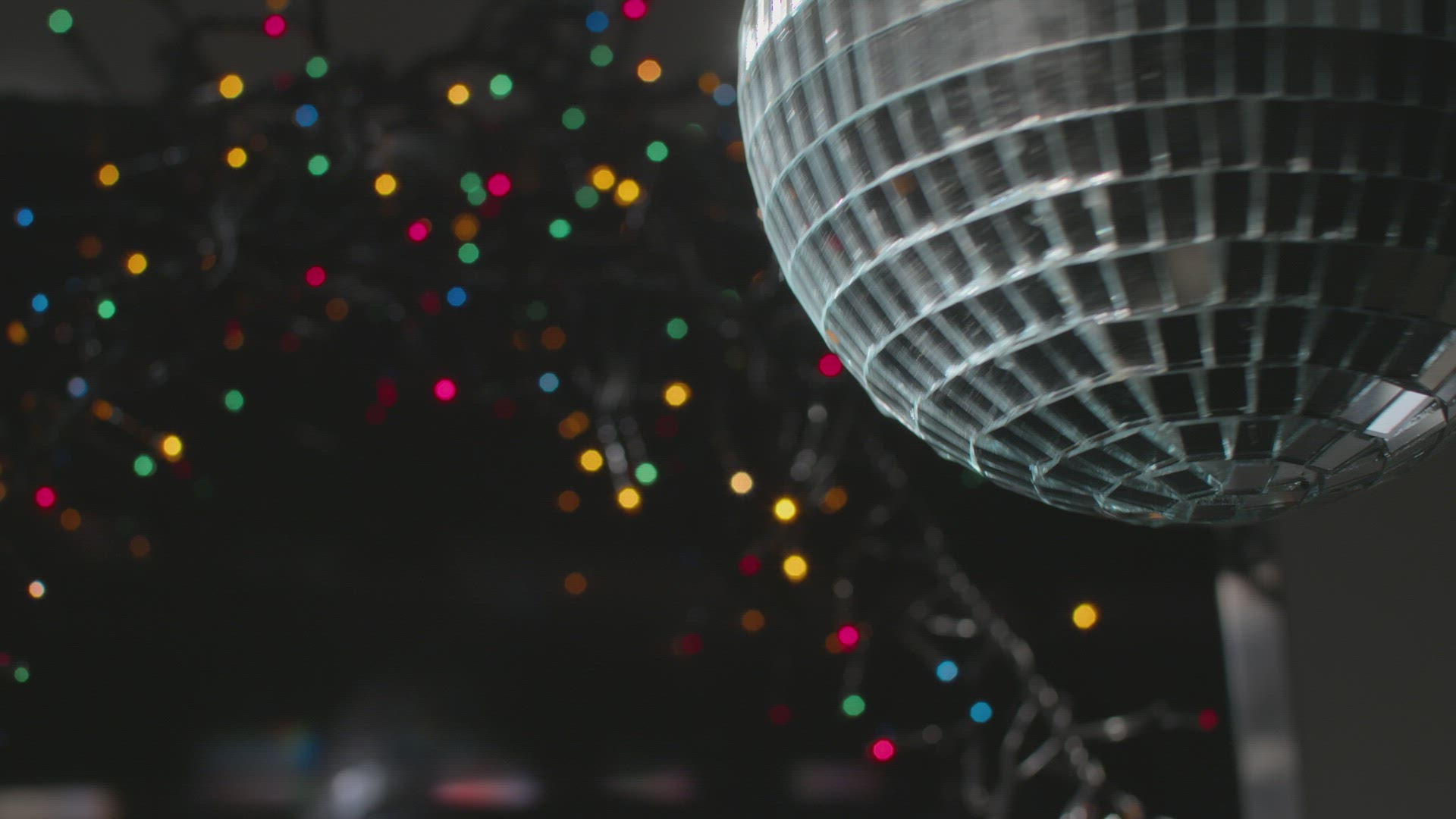 Rotating Discoball and Twinkling Lights