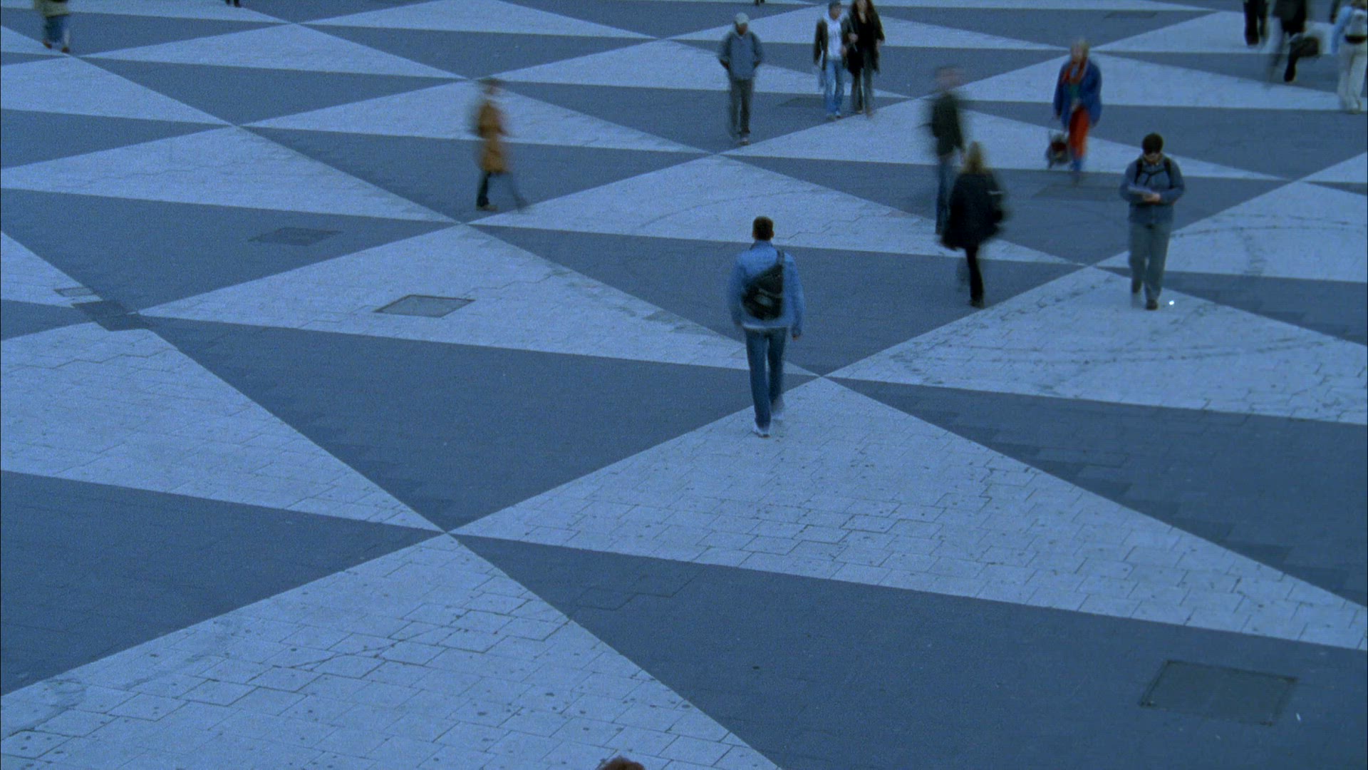 timelapspe shot of people at Sergels Torg in Stockholm 
