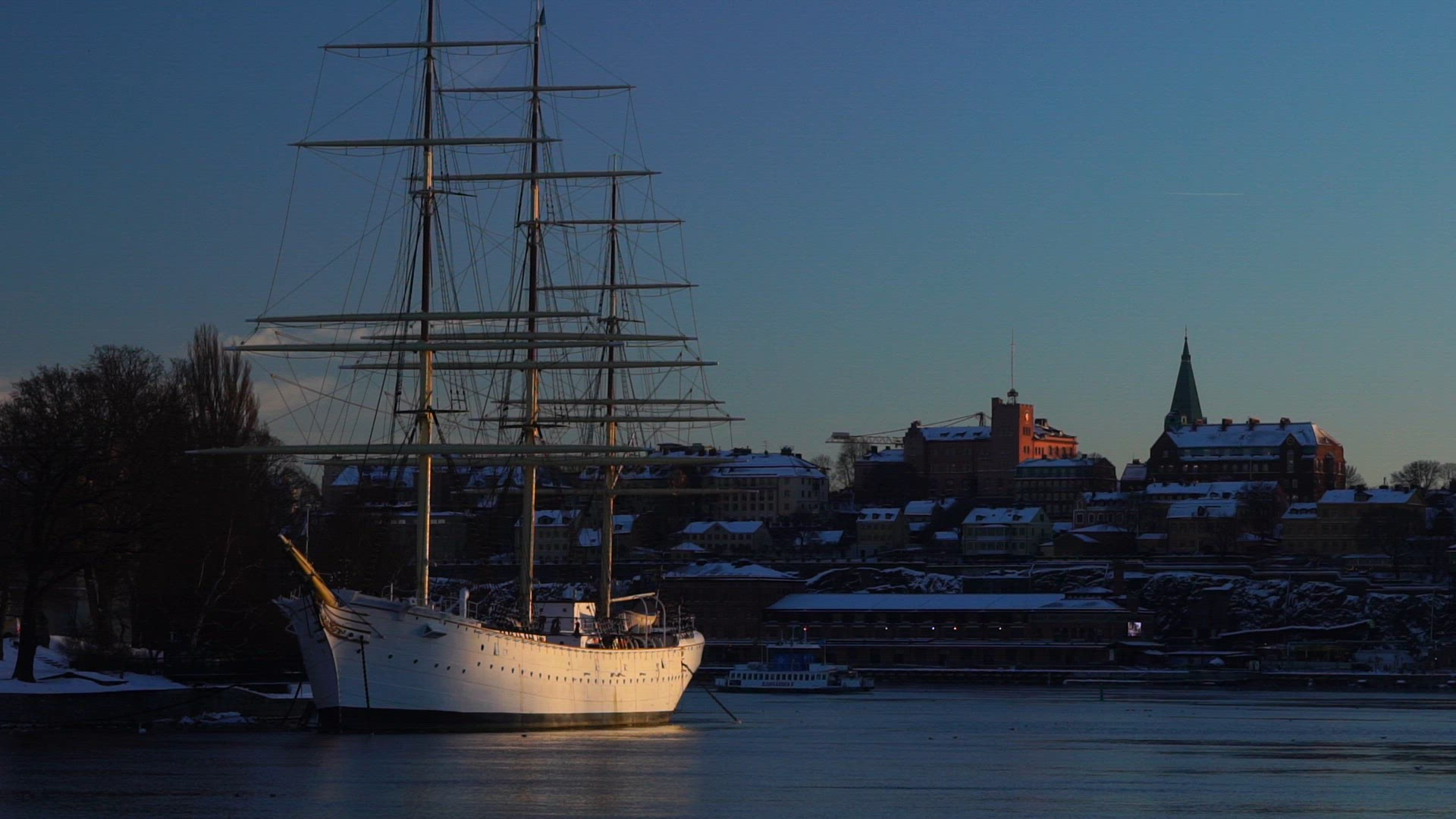 af Chapman ship in central stockholm - wintertime - youth hostel - birds flying - slow motion