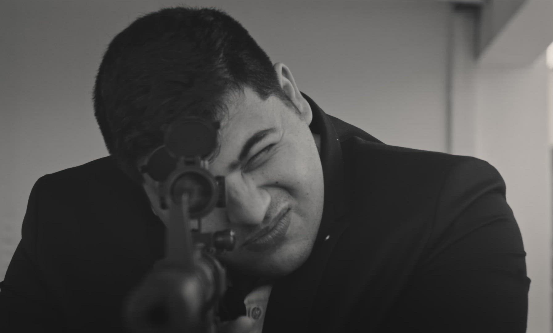 FULL CIRCLE_aiming down sights.mov