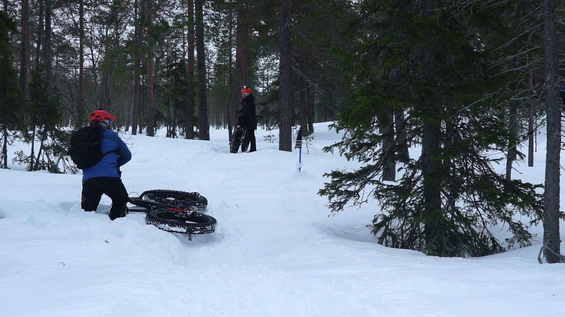 fatbikers in Finland - slowmotion.mp4