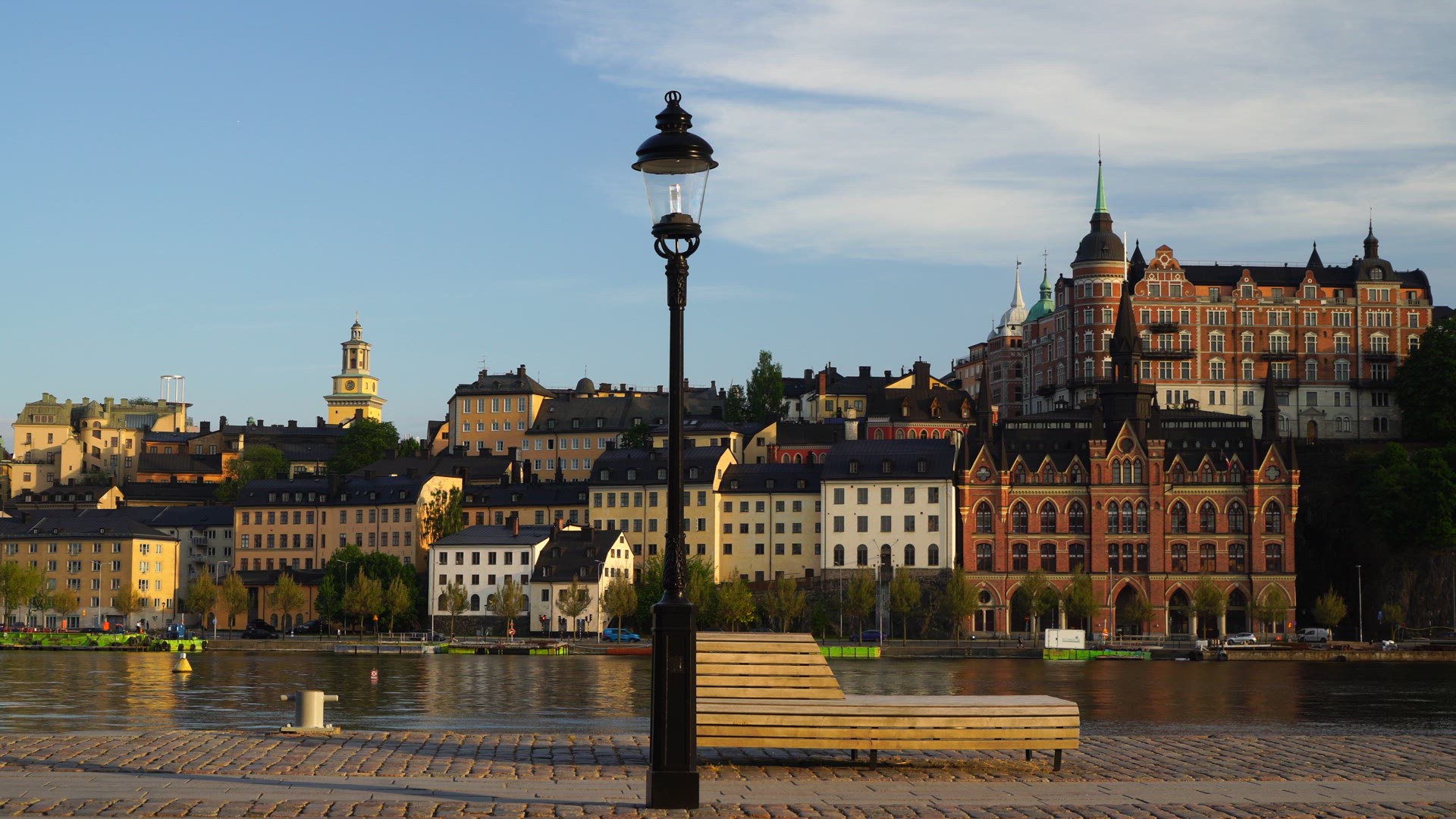 Mariaberget - view from Riddarholmen at sunset - 1.MP4